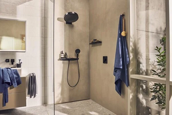 Полочка для душа Hansgrohe Rainfinity Shelf 500 26844340 шлифованный черный хром