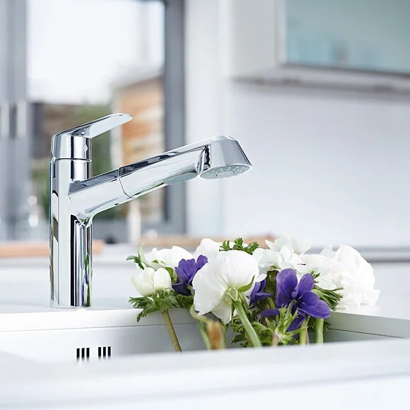 Смеситель однорычажный для кухни Grohe Eurodisc Cosmopolitan 32257 002 (32257002) хром