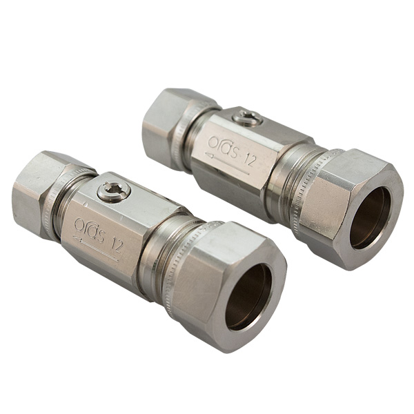 Прямой соединитель с запорным клапаном Oras 281086/2