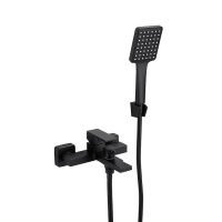 Смеситель для ванны Belz B60613-7, черный Смеситель для ванны Belz B60613-7, черный