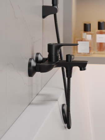 Душевая система Orange Aristo M19-944b смеситель с изливом, черный матовый