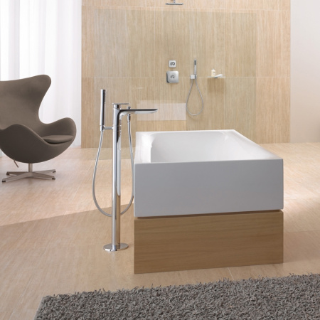 Смеситель напольный для ванны Kludi E2 495900575