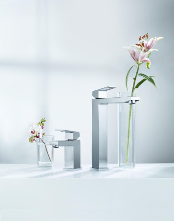 Смеситель для раковины однорычажный Grohe Eurocube 23406 000 (23406000) хром