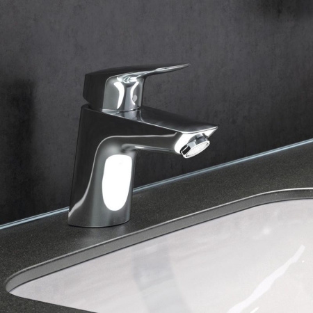 Смеситель для раковины с донным клапаном LowFlow Hansgrohe Logis 71078000 хром