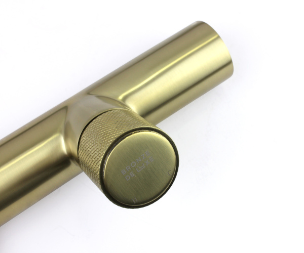 Смеситель для раковины Bronze de Luxe AVANGARDE бронза 2021GB Смеситель для раковины Bronze de Luxe AVANGARDE бронза 2021GB