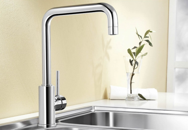 Смеситель для кухни BLANCO MILI (хром) 524212