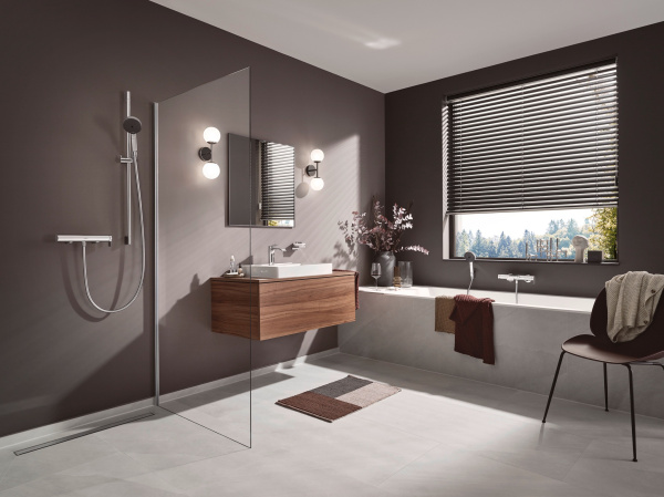 Смеситель для ванны однорычажный Hansgrohe Vivenis 75420000 хром