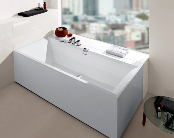 Ванна квариловая с ножками и сливом-переливом Villeroy & Boch Squaro Edge 12 170х75 UBQ170SQE2DV-01 Ванна квариловая с ножками и сливом-переливом Villeroy & Boch Squaro Edge 12 170х75 UBQ170SQE2DV-01