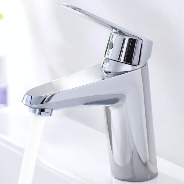 Смеситель для раковины однорычажный Grohe Eurodisc Cosmopolitan 23382 20E (2338220E) хром 