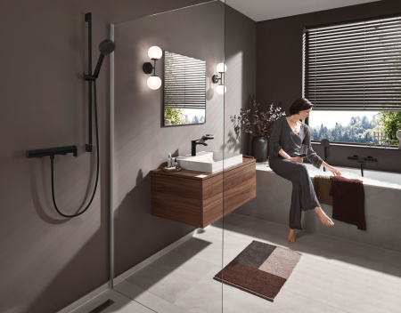 Смеситель для ванны однорычажный Hansgrohe Vivenis 75420670 черный матовый