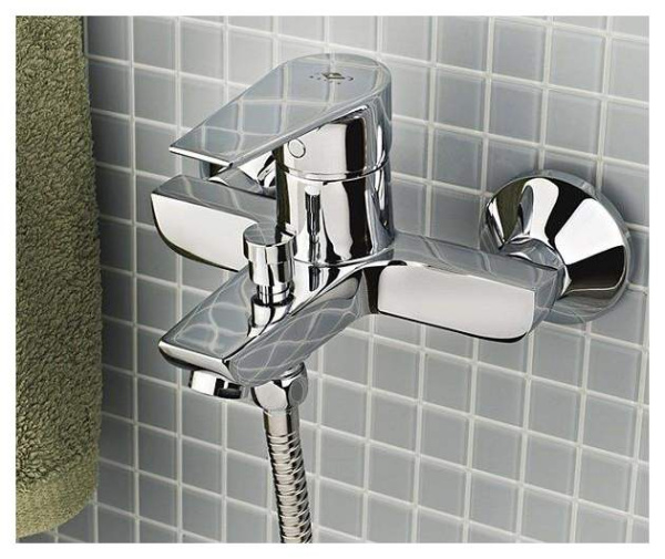 Смеситель для ванны с душевым набором Mofem Trend 2/Trend Plus 151-1501-00 Смеситель для ванны с душевым набором Mofem Trend 2/Trend Plus 151-1501-00