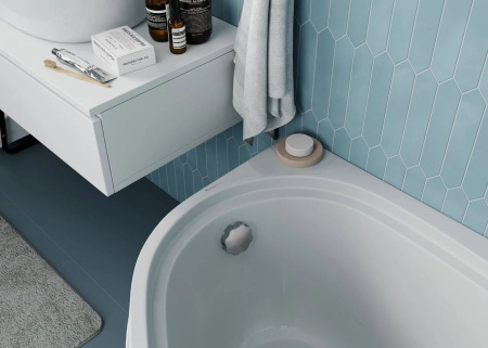 Акриловая ванна Vagnerplast Avona (150x90)  VPBA159AVO3PX-04 правая