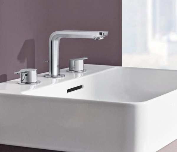 Смеситель для раковины на 3 отверстия Grohe Lineare New 20304 001 (20304001) хром 