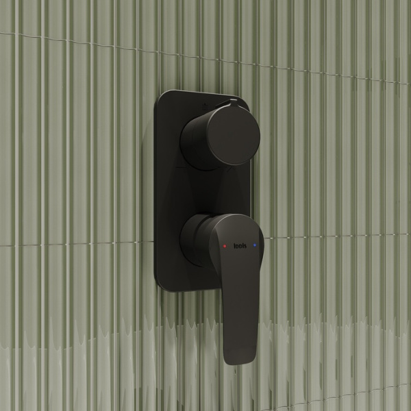 Смеситель для ванны IDDIS Ray RAYBL00i68