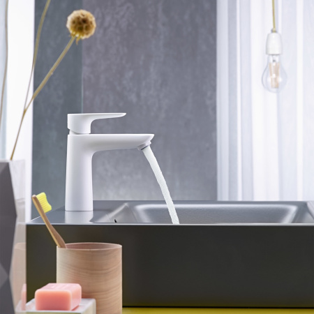 Смеситель для раковины с донным клапаном CoolStart Hansgrohe Talis E 71713700 белый матовый