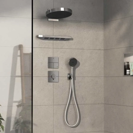 Термостат для душа с регулировкой напора Hansgrohe ShowerSelect Comfort E 15574000 хром