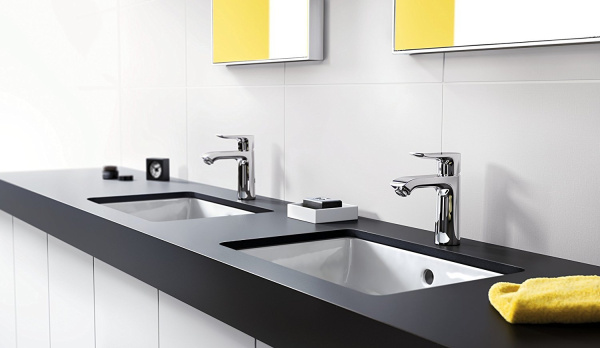 Смеситель для раковины с донным клапаном Hansgrohe Metris 31203000 хром