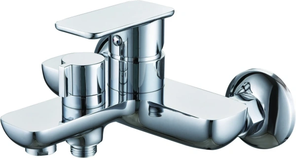 Смеситель для ванны с коротким изливом RUSH Bruny BR4335-44 Смеситель для ванны с коротким изливом RUSH Bruny BR4335-44