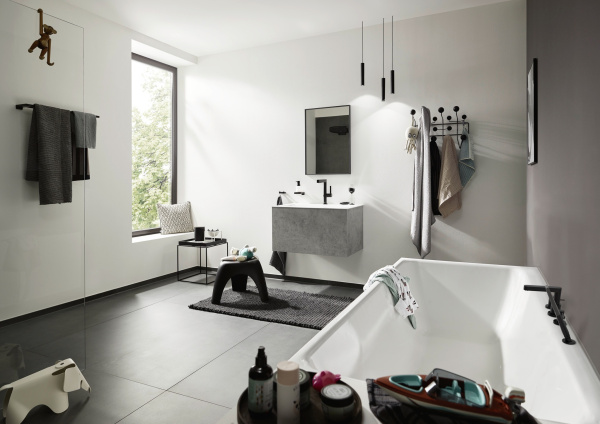 Смеситель для раковины с донным клапаном Push-Open Hansgrohe Finoris 76060670 черный матовый