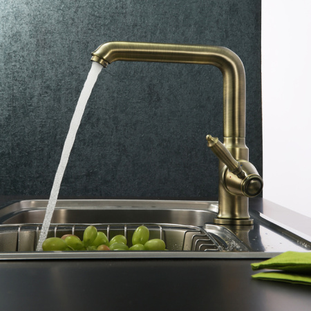 Смеситель для кухни IDDIS Loft (LOF1LMBi05)