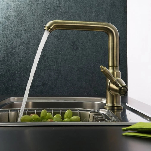 Смеситель для кухонной мойки IDDIS Loft (LOFBRL0i05)