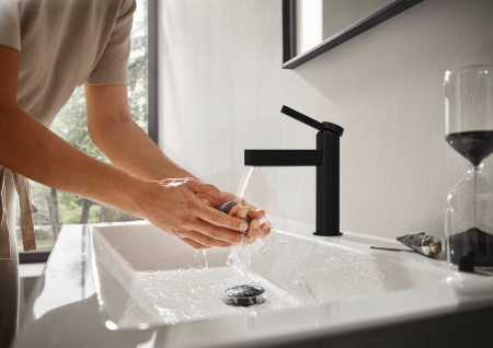 Смеситель для раковины холодной воды Hansgrohe Finoris 76013670 матовый черный