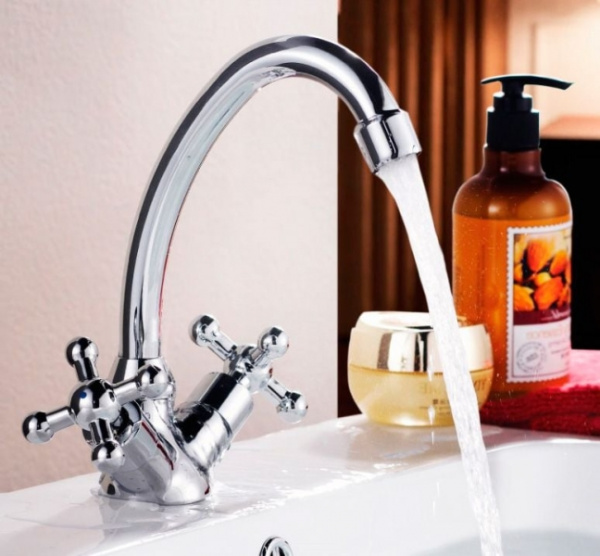 Смеситель для раковины Rossinka G (G02-62) Смеситель для раковины Rossinka G (G02-62)