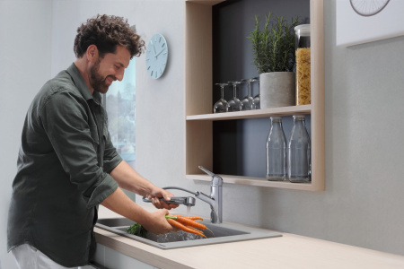 Смеситель для кухни с выдвижным изливом Eco Hansgrohe Focus M42 71865000 хром