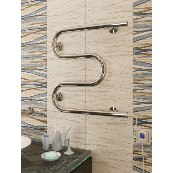 Полотенцесушитель электрический Terminus Электро 25 М-обр (500х500) 4620768883910