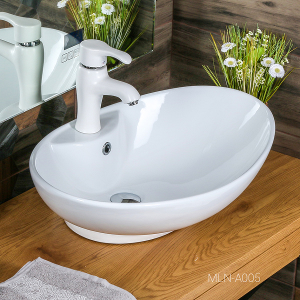 Раковина накладная (66х44) Melana A005-805