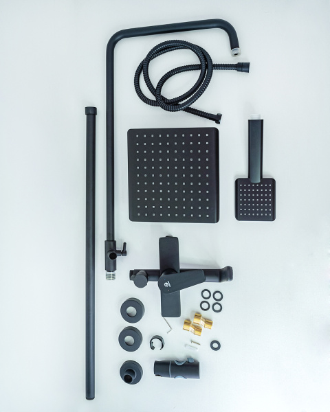 Душевая система с изливом Agger Brilliant A0394444 черный