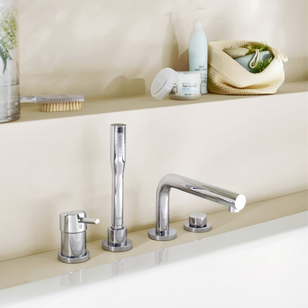 Смеситель однорычажный для ванны на 4 отверстия GROHE Concetto 19576002