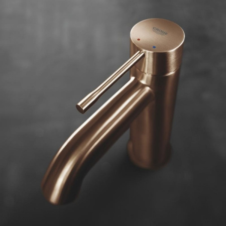 Смеситель для раковины Grohe  Essence New с низким изливом, 23590 DA1 (23590DA1) теплый закат глянец