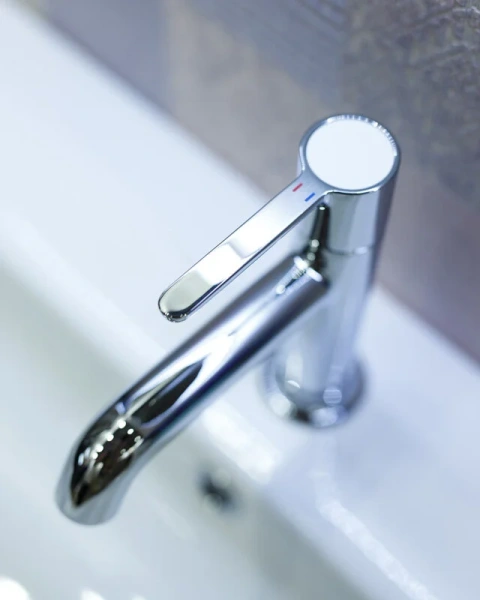 Смеситель для раковины Cezares Eco ECO-LS-01-W0