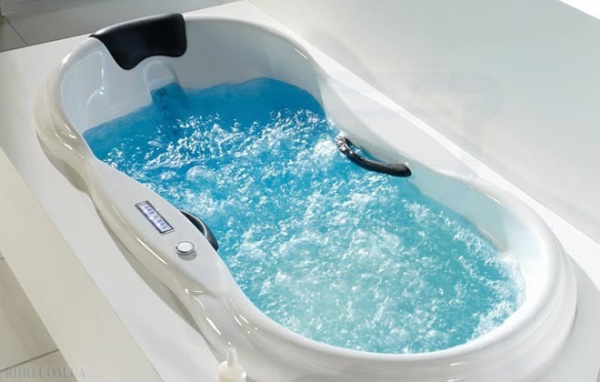 Ванна акриловая RIHO DAPHNE 182x94 BZ4000500000000 Ванна акриловая RIHO DAPHNE 182x94 BZ4000500000000