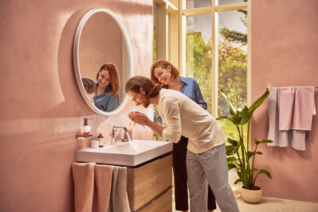 Дозатор для жидкого мыла 200 мл Hansgrohe AddStoris 41745000 хром