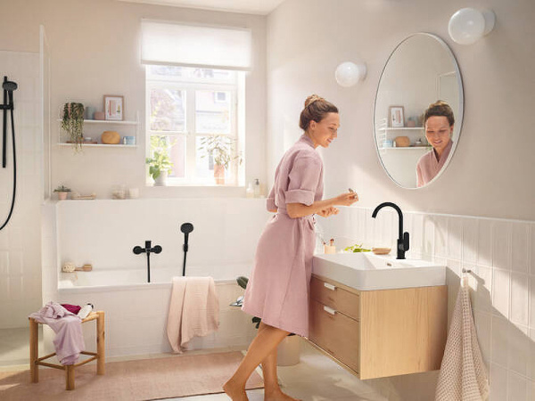 Смеситель для раковины Hansgrohe Rebris S 72536670 черный матовый