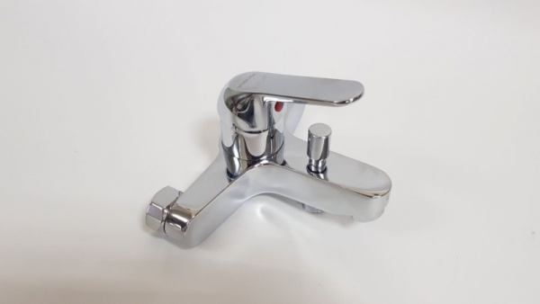 Смеситель для ванны с душевым гарнитуром Vidima Fine BA388AA