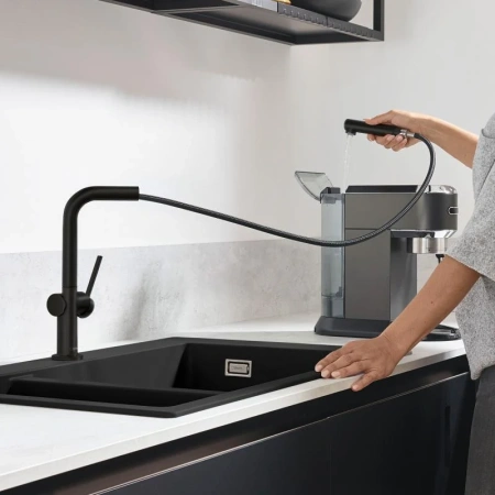 Смеситель для кухни с выдвижным изливом Eco Hansgrohe Talis M54 1jet 72845670 черный матовый