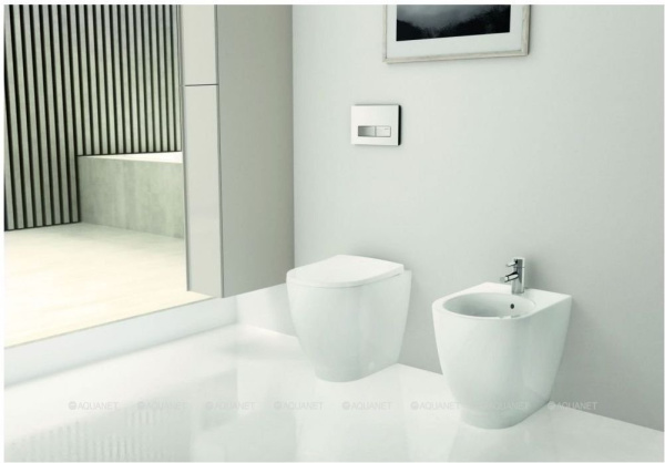 Напольный унитаз вертикальный смыв Geberit Acanto, 500.602.01.2