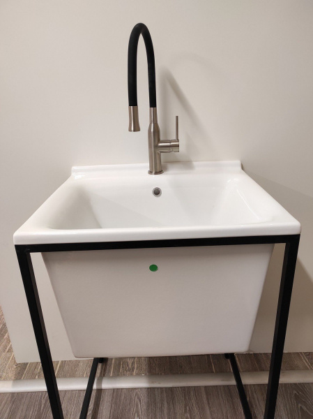 Хозяйственная раковина (75х50) Kerasan Aquadom 029301*1  белый, 1 отверстие