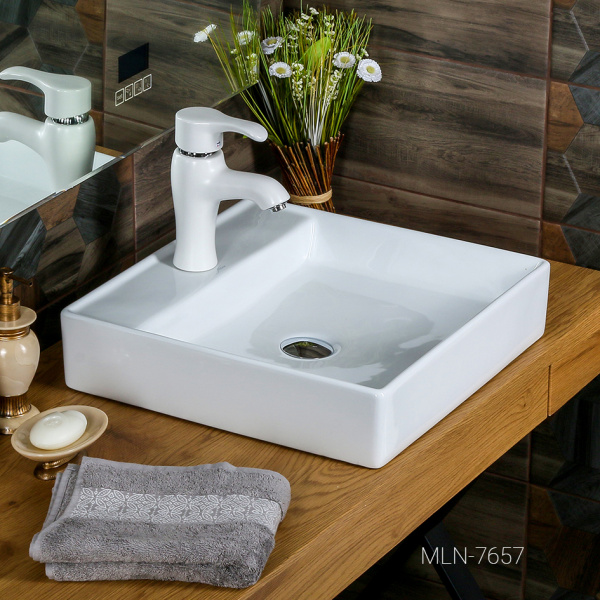 Раковина накладная (44х45) Melana 7657-805