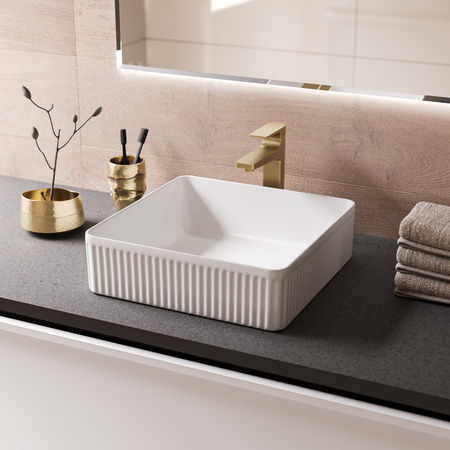 Раковина накладная (40х40) Grossman  GR-3061, белый