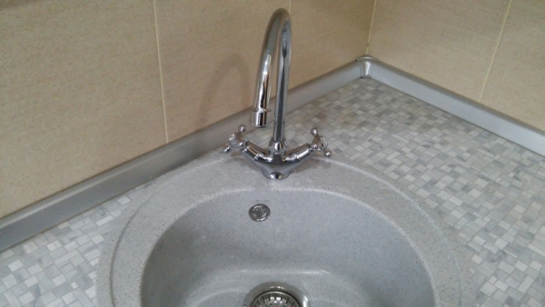 Смеситель для кухонной мойки Lemark Plus Harmony (LM1405C)