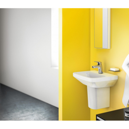 Смеситель для раковины Hansgrohe Logis 71074000