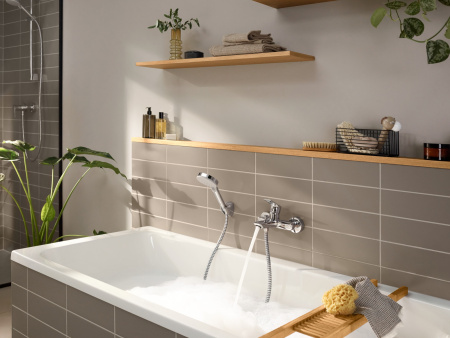 Смеситель для ванны однорычажный Hansgrohe Rebris E 72450000 хром