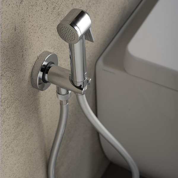 Смеситель с гигиеническим душем Bossini Apice CE4002.073 черный матовый