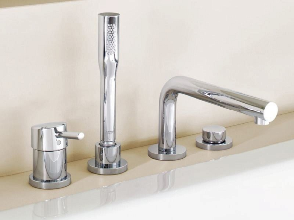 Смеситель однорычажный для ванны на 4 отверстия GROHE Concetto 19576002
