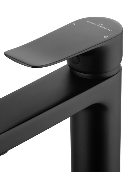 Смеситель для раковины WONZON & WOGHAND Blend, черный матовый WW-A40222-MB Смеситель для раковины WONZON & WOGHAND Blend, черный матовый WW-A40222-MB