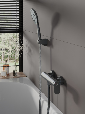 Смеситель для душа однорычажный Agger Sweet A2720055 оружейная сталь матовая
